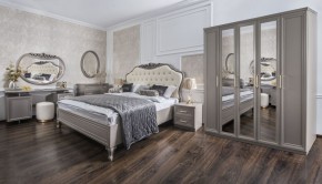 Шкаф 3-х ств с зеркалом Мокко (серый камень) в Надыме - nadym.ok-mebel.com | фото 3