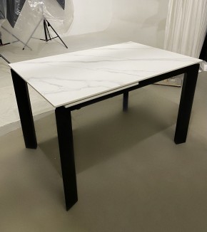 Стол CORNER 120 MATT WHITE MARBLE SOLID CERAMIC / BLACK, ®DISAUR в Надыме - nadym.ok-mebel.com | фото 2