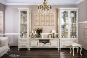 Витрина одностворчатая Патрисия (крем корень глянец) в Надыме - nadym.ok-mebel.com | фото 3
